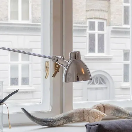 With Cosy Backyard In Vibrant Area. Apartment *