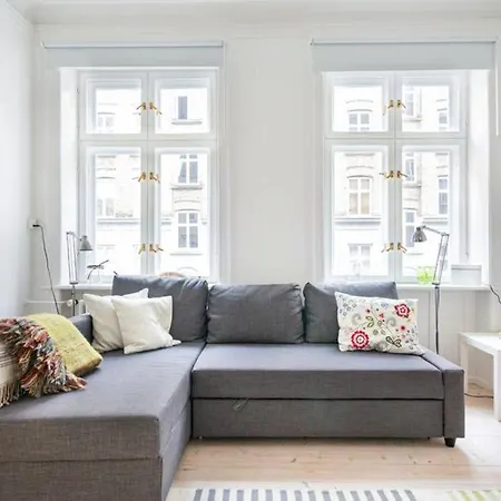 Apartment With Cosy Backyard In Vibrant Area. Copenhagen